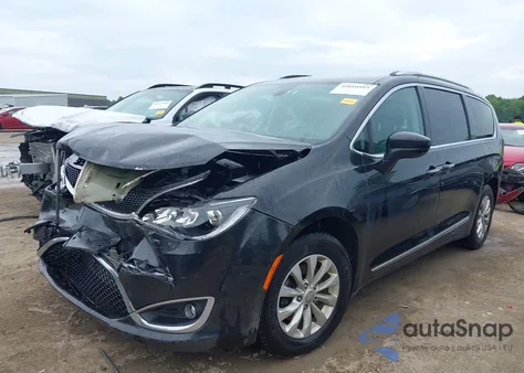 2019 Chrysler Pacifica Touring L from USA, damaged, VIN 2C4RC1BG1KR629645